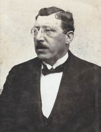 Simon Koster