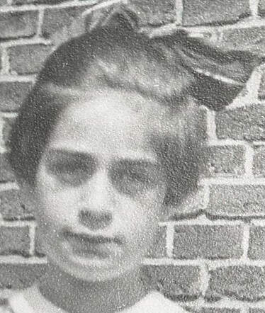 Leonie Julia Antoinette Schaap (cutting)