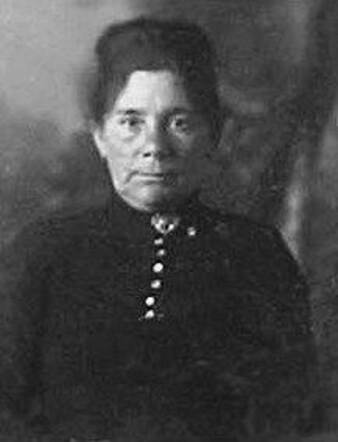 Esther Soesan-Soesan