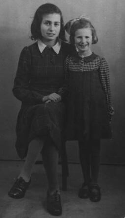 Sylvi and her little sister Hanni
