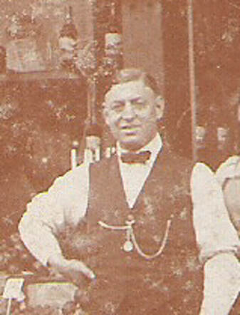 Oom Isaac Aluin