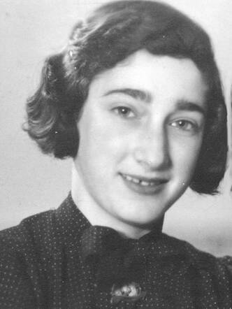 Esther Reintje van Tijn