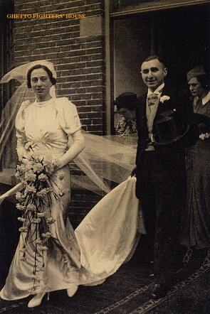 Trouwfoto van Barend Koekoek en Goderta Frederika Micheels, 21 december 1936