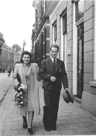 Trouwfoto van Gerhard Bertold (Gerd) Sperber en Anna Chlebowski, 24 juli 1942