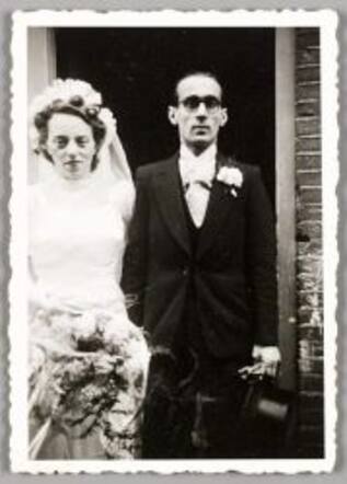 Trouwfoto van Marcus (Max) Krieker en Evalina (Eva) Kooker, 1935