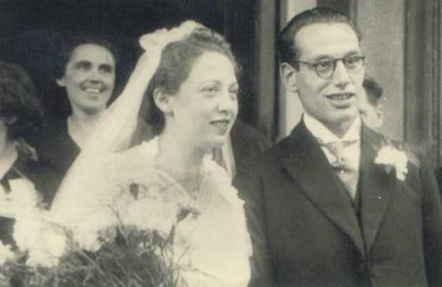 Trouwfoto van Maria Celina Sajet-Drukker en haar echtgenoot