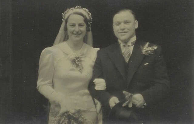 Trouwfoto van Siegfried Leo Rudelsheim en Betje Davidson