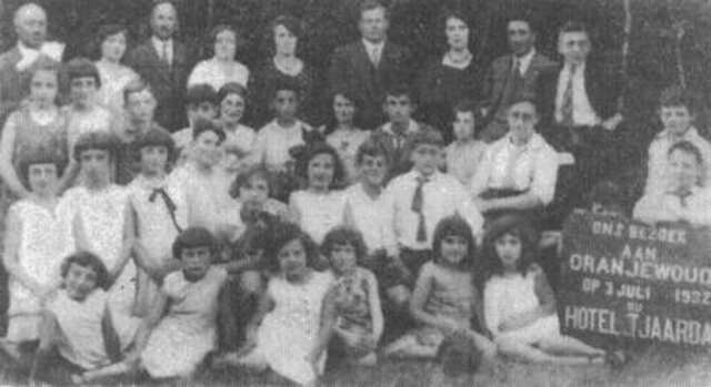 Uitstapje in 1932 naar het Oranjewoud