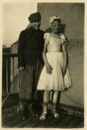 Paul Zaitschek (left), the girl is unknown.