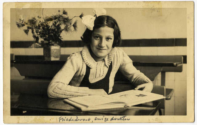 Frieda Zwart