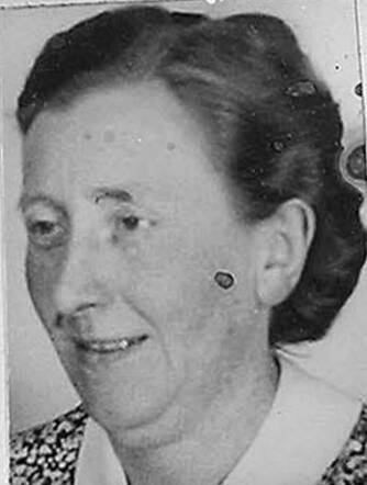 Roeloffina Woudsma   Amsterdam, 2 april 1896 Amsterdam, 10 november 1962 SAA kaart 745-12046
