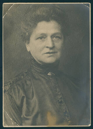 Sara Emmering-Goge, ca. 1920