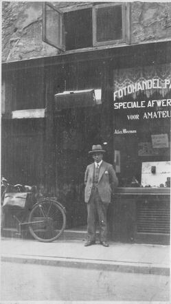 Alexander Bouman in front of his shop.