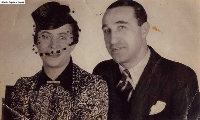 Avinodov Borkum met zijn vrouw in Riga, 1937