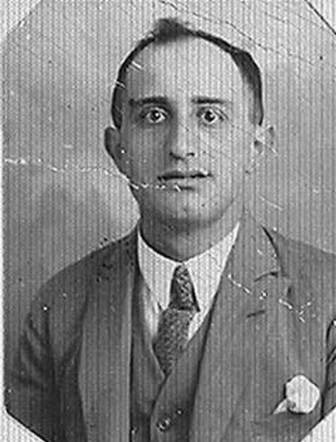 Bron: Stadsarchief Amsterdam Marktvergunning   Aaron van Praag 21-6-1896  26-6-1942
