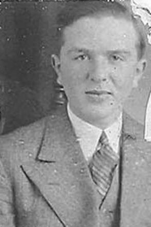 Bron: Stadsarchief Amsterdam Marktvergunning   Abraham Morpurgo  3-10-1910  8-1-1944