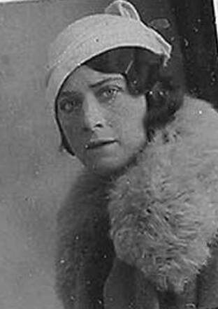Bron: Stadsarchief Amsterdam Marktvergunning   Anna Maria Frederika Busnach-Visscher 9 juni 1926 getrouwd met Abraham Busnach