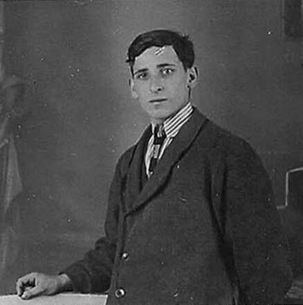 Bron: Stadsarchief Amsterdam Marktvergunning   Aron Groen 5-11-1902  31-12-1944 kaart nr 745-8057