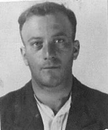 Bron: Stadsarchief Amsterdam Marktvergunning   Asser Braasem 27-8-1909  26-4-1942