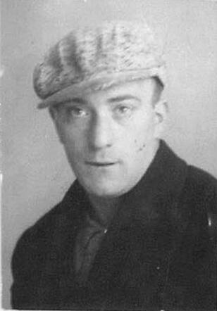 Bron: Stadsarchief Amsterdam Marktvergunning   Asser Braasem 27-8-1909  26-4-1942