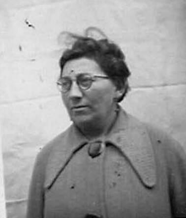 Bron: Stadsarchief Amsterdam Marktvergunning   Bardina Keizer-Velleman 10-6-1898  22-10-1943  kaart dd 23-11-1932 kaart 745-1969