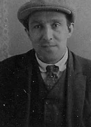 Bron: Stadsarchief Amsterdam Marktvergunning   Barend Broekman 20-8-1892  28-5-1943 kaart dd 21-9-1931 kaart nr 745-6273