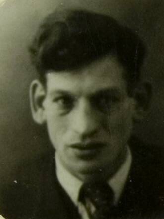 Bron: Stadsarchief Amsterdam Marktvergunning   Benedictus Croese 18-3-1912  13-3-1994 kaart nr 013066_002