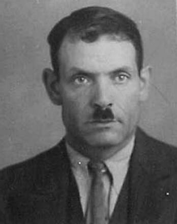 Bron: Stadsarchief Amsterdam Marktvergunning   Benjamin Visser 28-1-1892  31-1-1943 kaart745-18316v