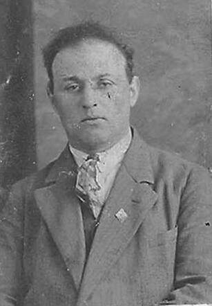 Bron: Stadsarchief Amsterdam Marktvergunning   David Godschalk 14-11-1896  15-6-1932 kaart dd 14-4-1930  kaart nr 745-7920