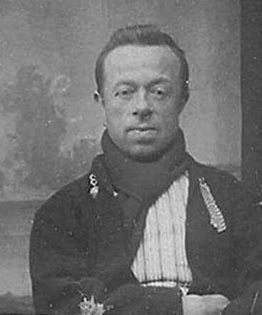 Bron: Stadsarchief Amsterdam Marktvergunning   Eliazer Pachter 13-11-1863  18-12-1933 kaart dd 26-10-1925  kaart 745-12257