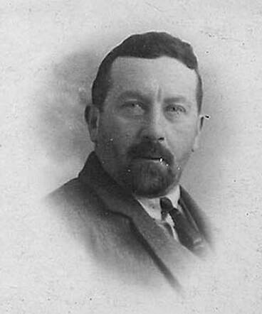 Bron: Stadsarchief Amsterdam Marktvergunning   Elkan Lemberger 28-12-1882  16-4-1943