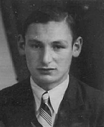 Bron: Stadsarchief Amsterdam Marktvergunning   Elkan Polak 6-5-1919  6-9-1941 kaart 745-17047v