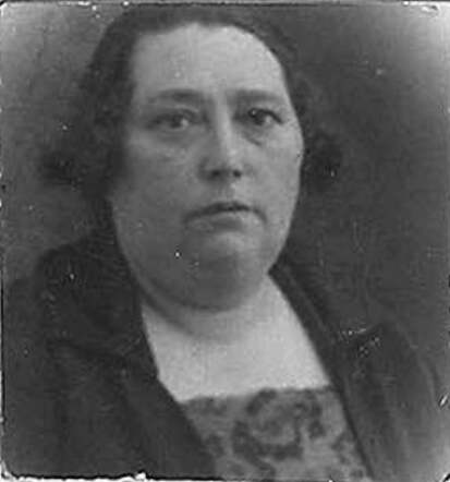 Bron: Stadsarchief Amsterdam Marktvergunning   Esther Morpurgo vrouw van Mozes Drukker  1879-1942