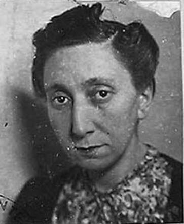 Bron: Stadsarchief Amsterdam Marktvergunning   Esther Vrouwtje Swaalep 1-5-1905  16-1-1985