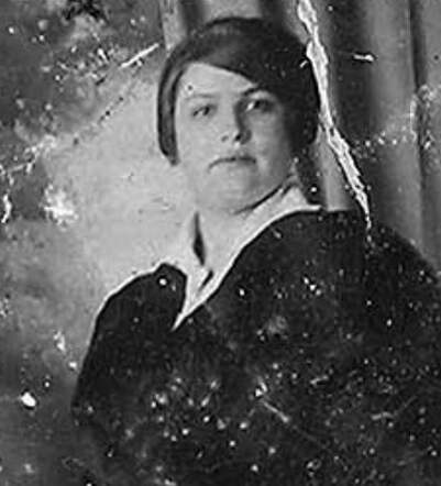 Bron: Stadsarchief Amsterdam Marktvergunning   Frederika Prins-Kleerekooper 19-1-1891  2-7-1943  kaart dd 1-12-1922  kaart 745-3287