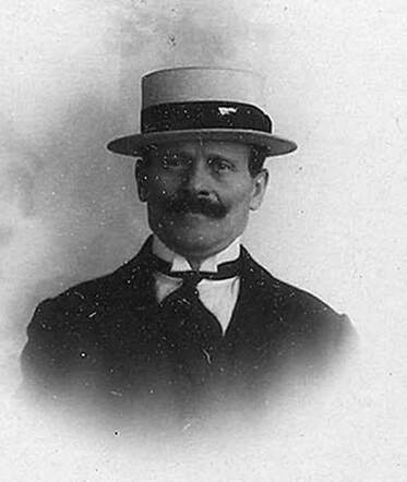 Bron: Stadsarchief Amsterdam Marktvergunning   Frits David Ephraim 16-7-1868  14-2-1942 kaart dd 1-12-1923 kaart 745-7431c