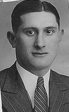 Bron: Stadsarchief Amsterdam Marktvergunning   Gerrit Hagenaar 28-7-1905  15-9-1941 kaart dd 20-3-1933 kaart nr 745-8467