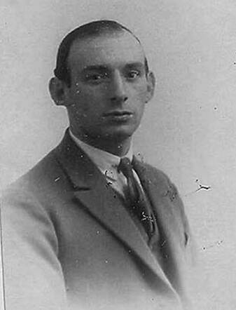 Bron: Stadsarchief Amsterdam Marktvergunning   Gerson Casseres 1-2-1894  31-1-1943 kaart dd 20-4-1925 kaart 745-6772