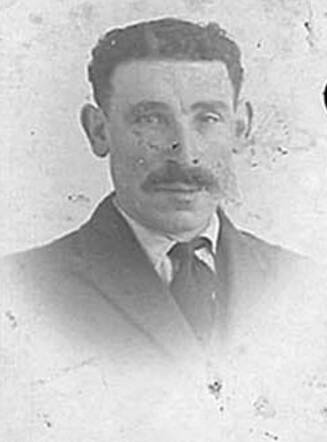 Bron: Stadsarchief Amsterdam Marktvergunning   Hartog Glasbeek  12-5-1872  23-4-1943  kaart dd 1922 kaartnr 745-7892