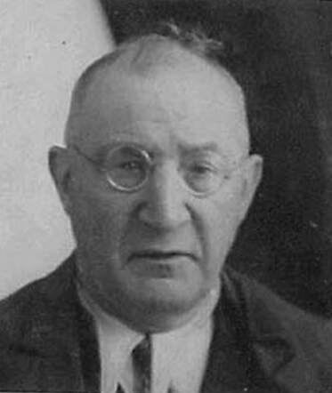 Bron: Stadsarchief Amsterdam Marktvergunning   Hijman Kat 9-4-1878  7-5-1943  kaart 745-17441v