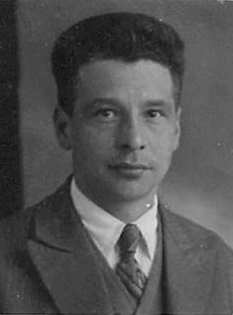 Bron: Stadsarchief Amsterdam Marktvergunning   Isaac Uijenkruijer  12-1-1892  22-10-1943  kaart  745-19381v