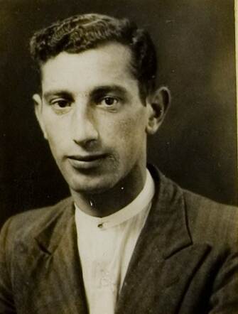Bron: Stadsarchief Amsterdam Marktvergunning   Jacob Biet 20-1-1914 kaart nr00001-012574_002