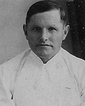 Bron: Stadsarchief Amsterdam Marktvergunning   Jacob van Delft 25-2-1890  31-12-1943 kaart dd 21-8-1933  kaart nr 745-6999