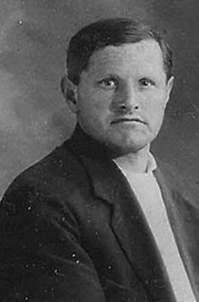 Bron: Stadsarchief Amsterdam Marktvergunning   Jacob van Delft 25-2-1890  31-12-1943 kaart 12-5-1930  kaart nr 745-928
