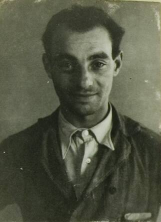 Bron: Stadsarchief Amsterdam Marktvergunning    Jesaia Crost 20-2-1907  30-9-1942 kaart 013071_002
