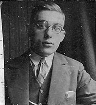 Bron: Stadsarchief Amsterdam Marktvergunning   Joel Komkommer  8-5-1909  4-6-1943