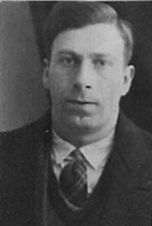 Bron: Stadsarchief Amsterdam Marktvergunning   Jonas de Vries 9-11-1906  4-6-1943