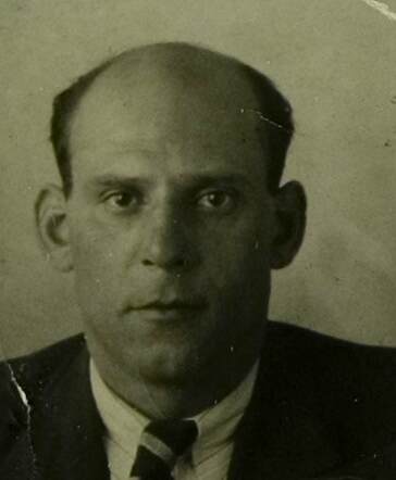 Bron: Stadsarchief Amsterdam Marktvergunning   Jonas Pront 13-1-1905  20-12-1967  kaart dd 13-1-1905  kaart dd onbekend