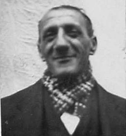 Bron: Stadsarchief Amsterdam Marktvergunning   Jonas Wegloop 20-8-1891  1-10-1942