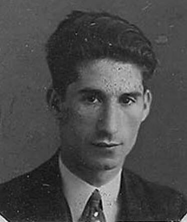 Bron: Stadsarchief Amsterdam Marktvergunning   Joseph Gokkes 12-12-1904  30-9-1942 kaart dd 14-11-1936 kaartnr  745-7954